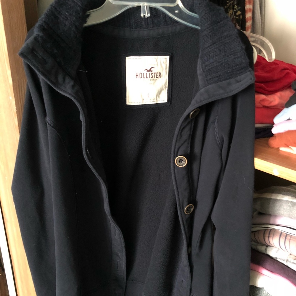 HOLLISTER CHIC CREWNECK BUTTON SWEATER